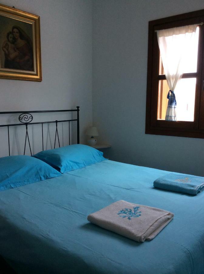 Tiffany Palau Bed & Breakfast エクステリア 写真